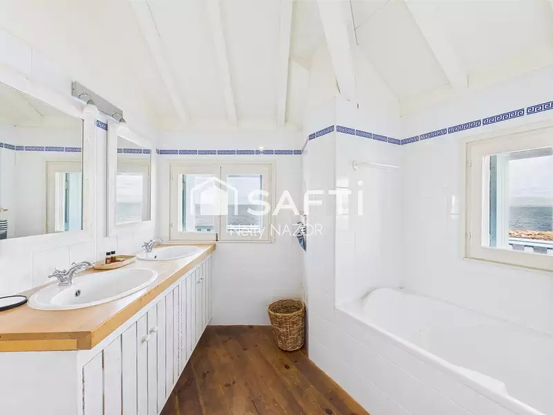 Maison, 300 m²