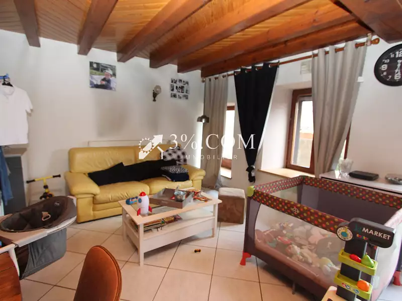 Immeuble, 211 m²