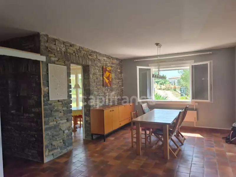 Maison, 167 m²