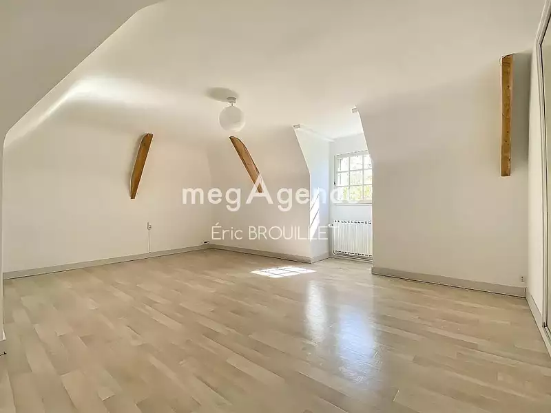 Maison, 195 m²
