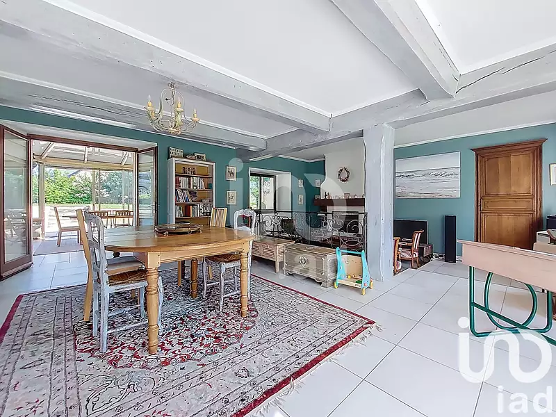 Maison, 250 m²