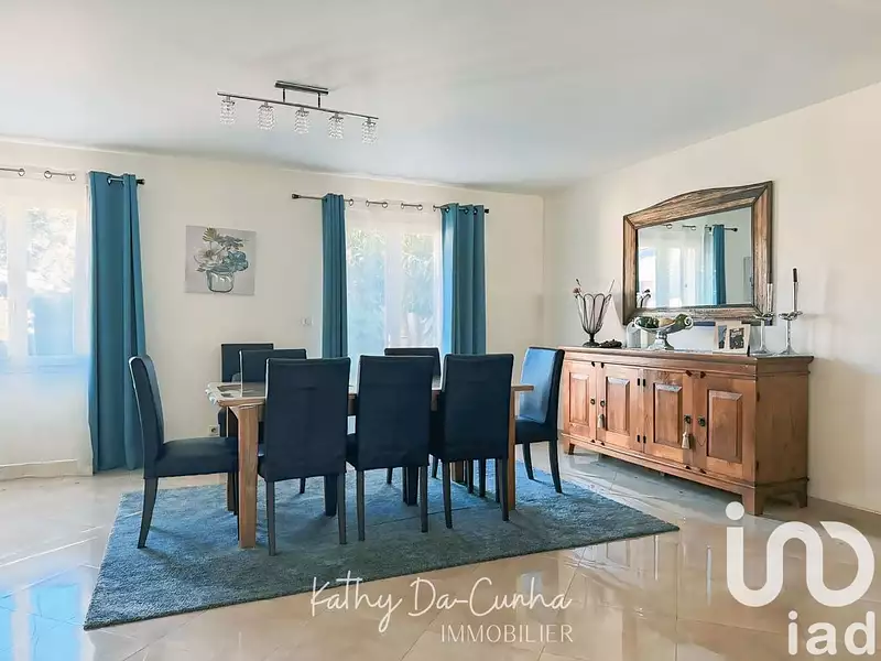 Maison, 162 m²