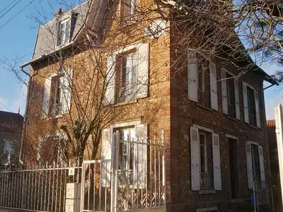 Maison, 180 m²