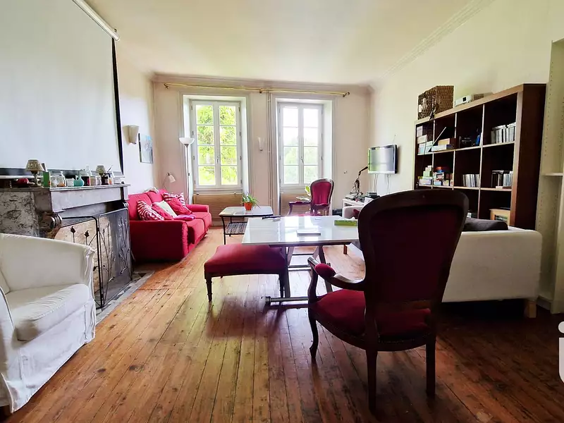 Maison, 330 m²