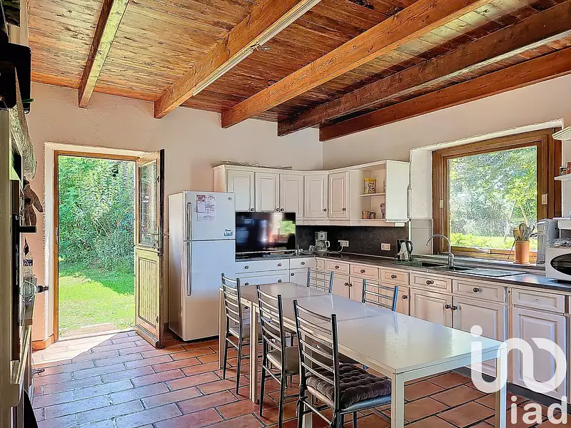 Maison, 211 m²