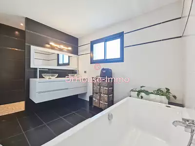 Maison, 170 m²
