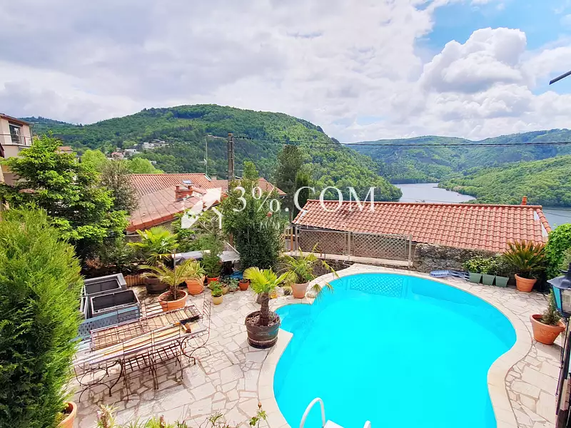 Maison, 156 m²