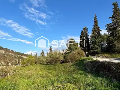 Terrain, 701 m²