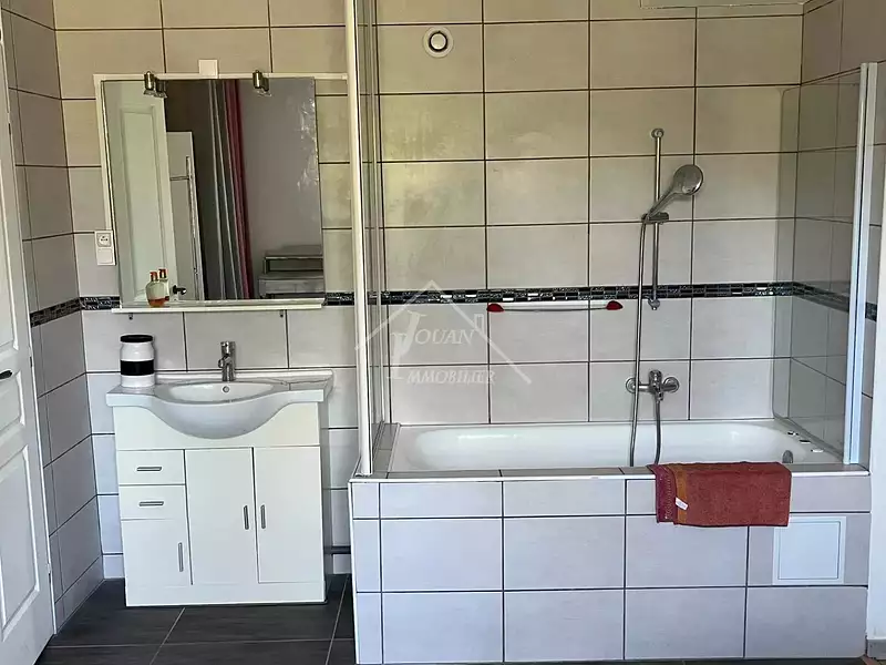 Maison, 200 m²