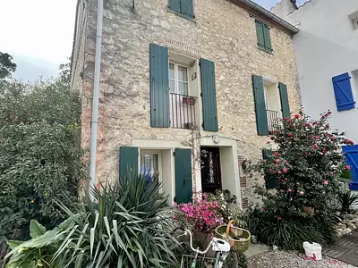 Maison, 240 m²