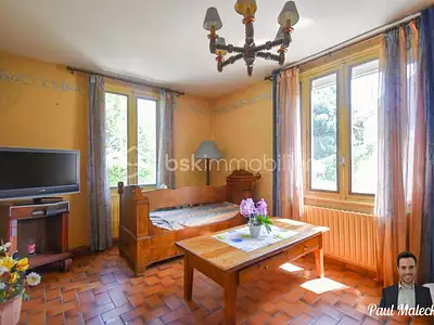 Maison, 167 m²