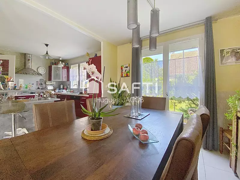 Maison, 96 m²