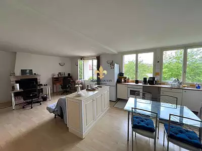 Maison, 275 m²