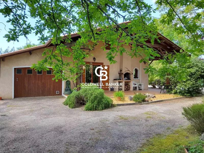 Maison, 220 m²