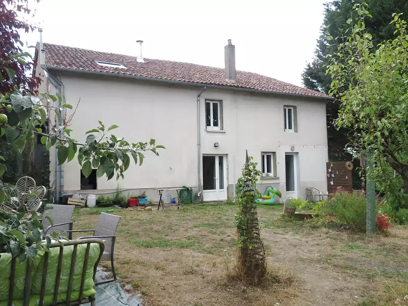 Maison, 218 m²