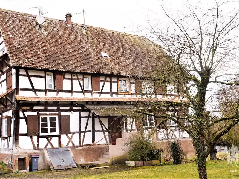 Maison, 230 m²