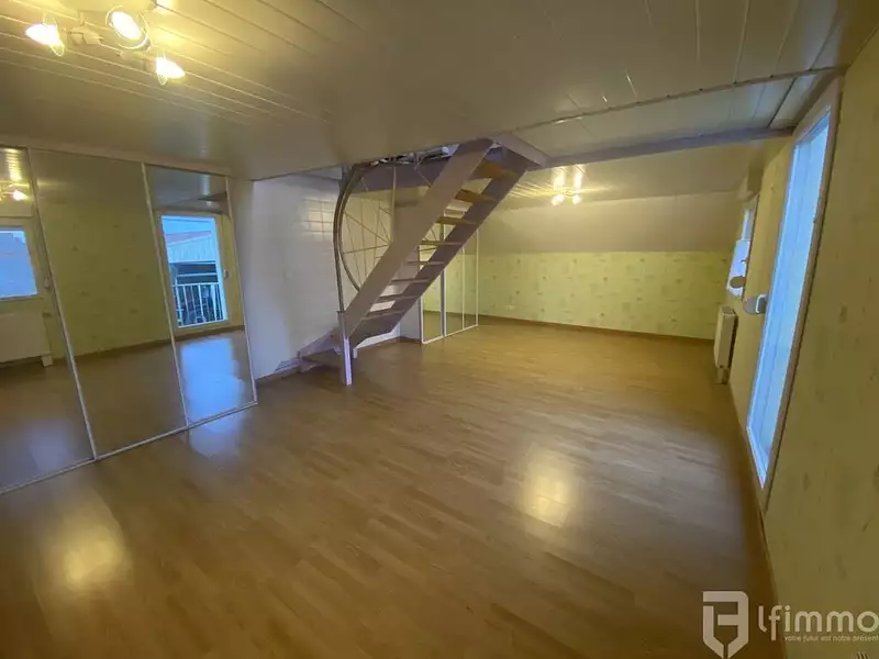Maison, 230 m²