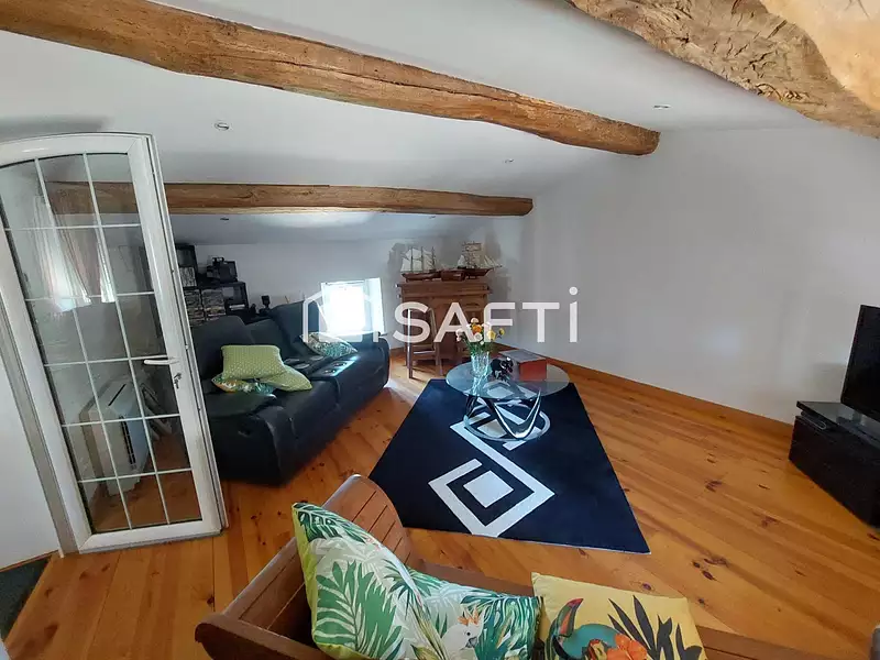 Maison, 634 m²