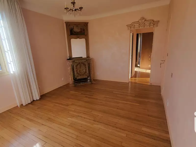 Maison, 350 m²