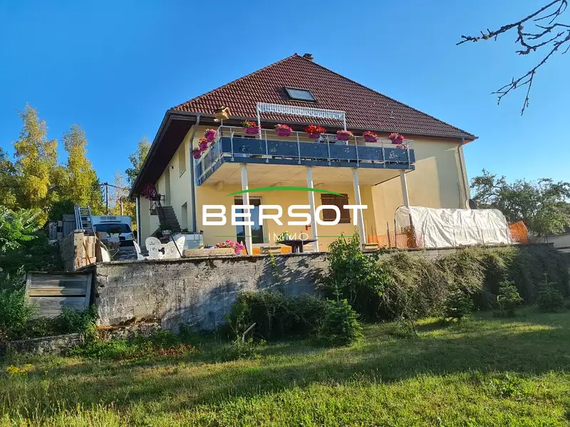 Maison, 274 m²