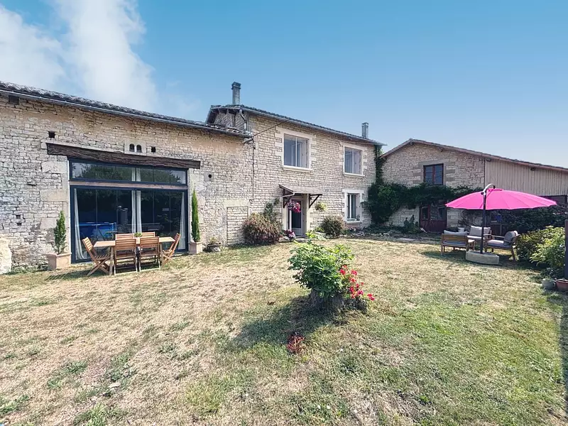 Maison, 180 m²