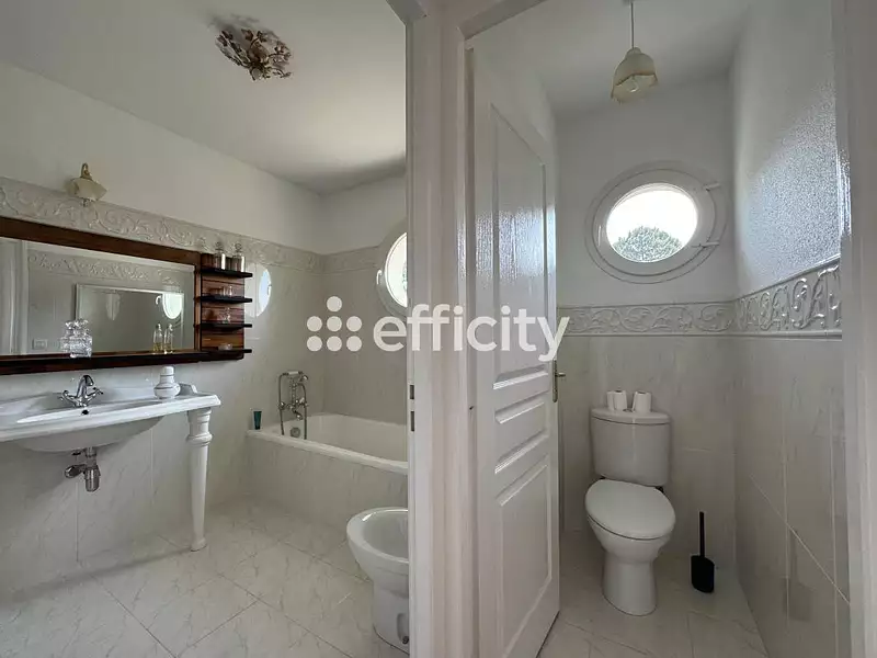 Maison, 193 m²