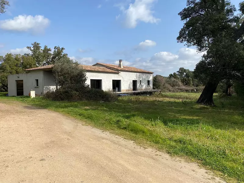 Maison, 186 m²