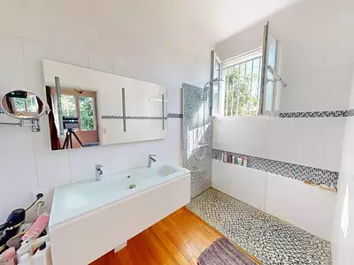Maison, 227 m²