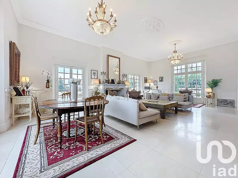 Maison, 283 m²