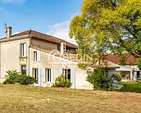 Maison, 302,6 m²