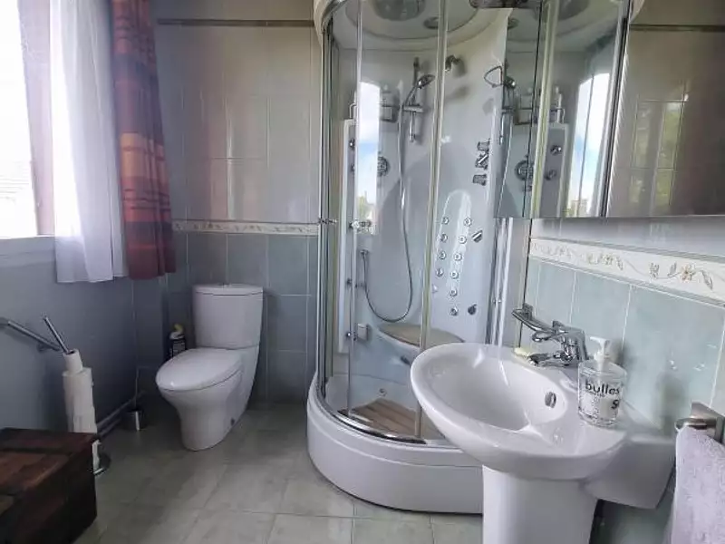 Maison, 204 m²