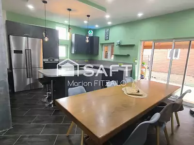 Maison, 162 m²
