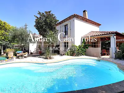 Maison, 154 m²