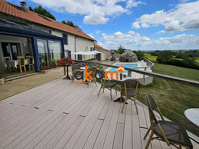 Maison, 338 m²