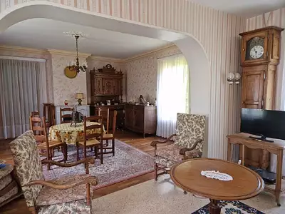 Maison, 166 m²