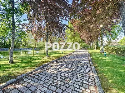 Maison, 330 m²