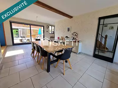 Maison, 210 m²