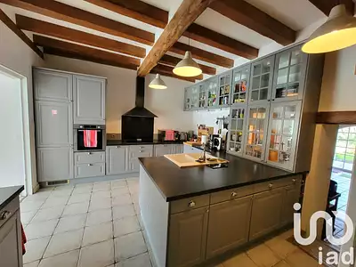 Maison, 329 m²