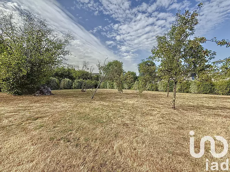 Terrain, 561 m²
