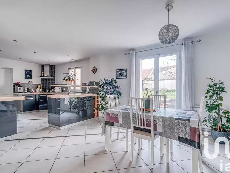 Maison, 125 m²