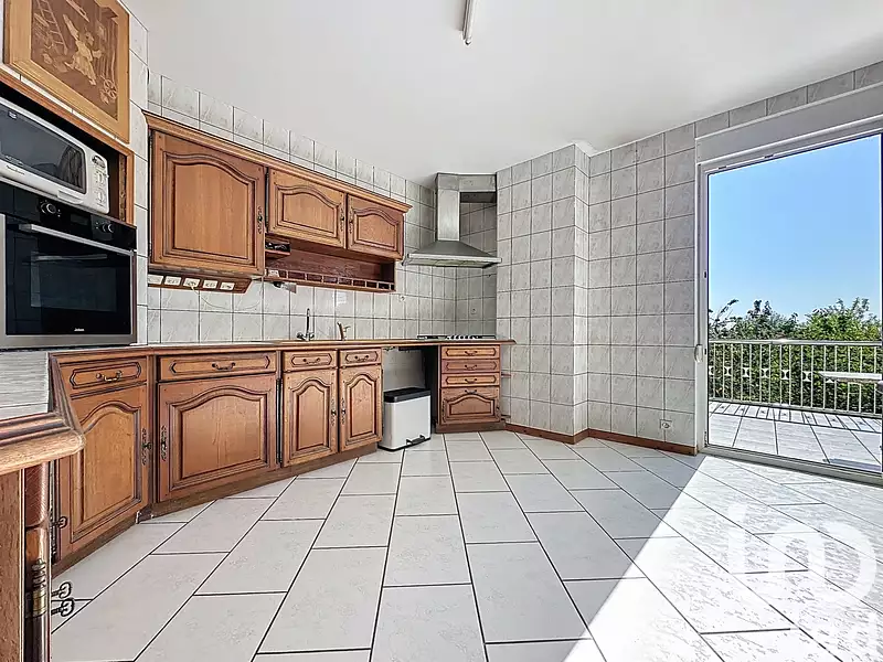 Maison, 183 m²