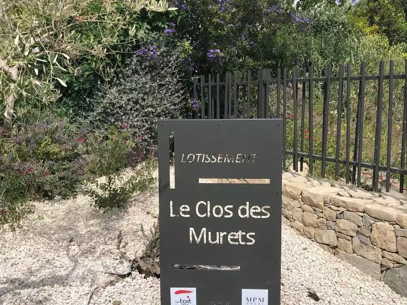 Terrain, 308 m²