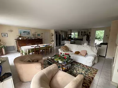 Maison, 193 m²