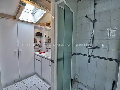 Maison, 225 m²