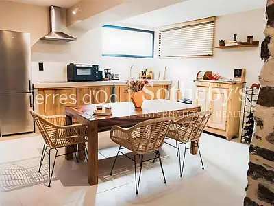 Maison, 240 m²