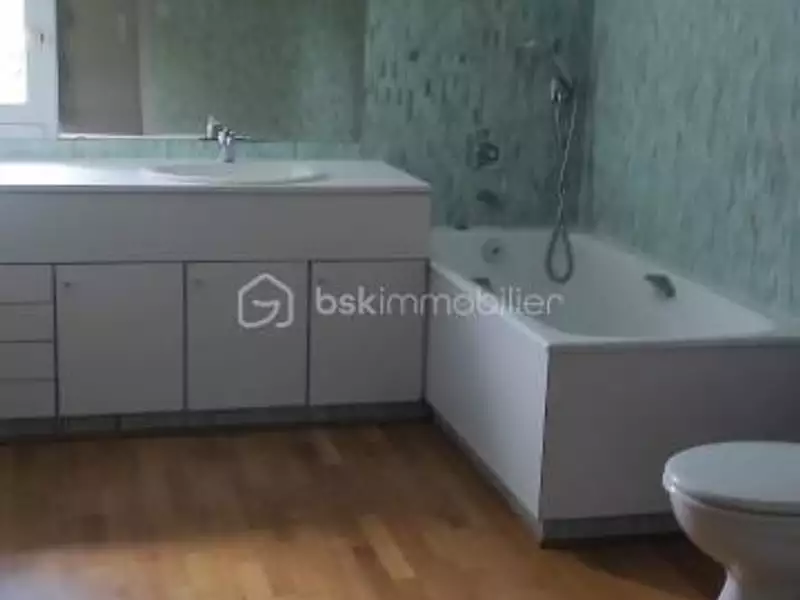 Maison, 140 m²