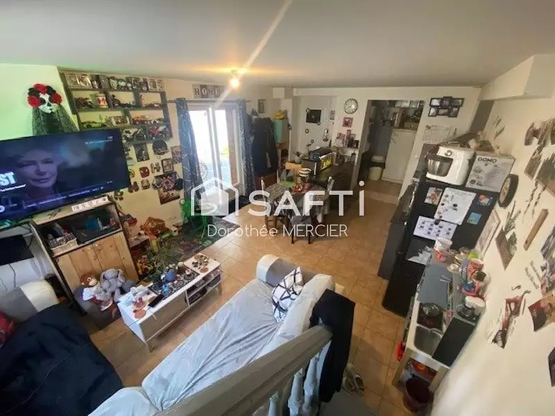 Immeuble, 243 m²