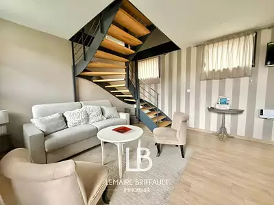 Maison, 570,3 m²
