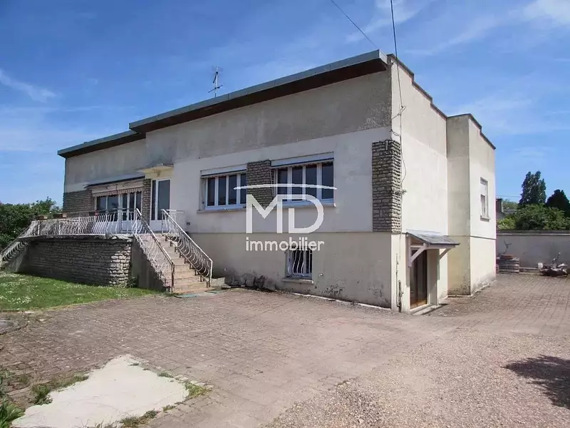 Maison, 143 m²