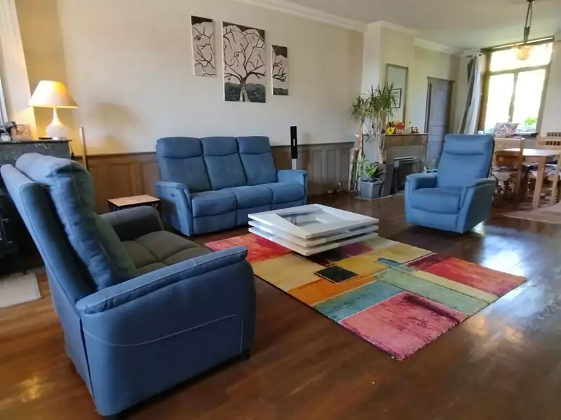 Maison, 370 m²
